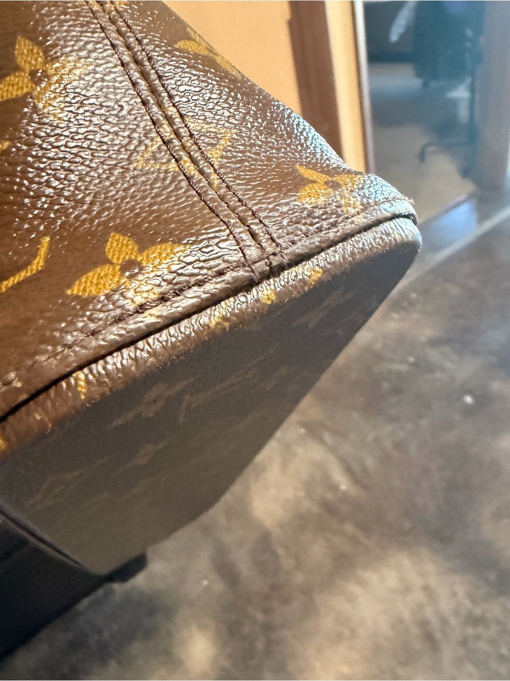 Louis Vuitton Monogram Canvas Tote in Brown with Tan Straps - Picture 6 of 11